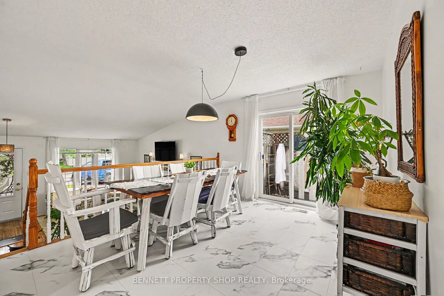 9 Huyck Drive photo 4
