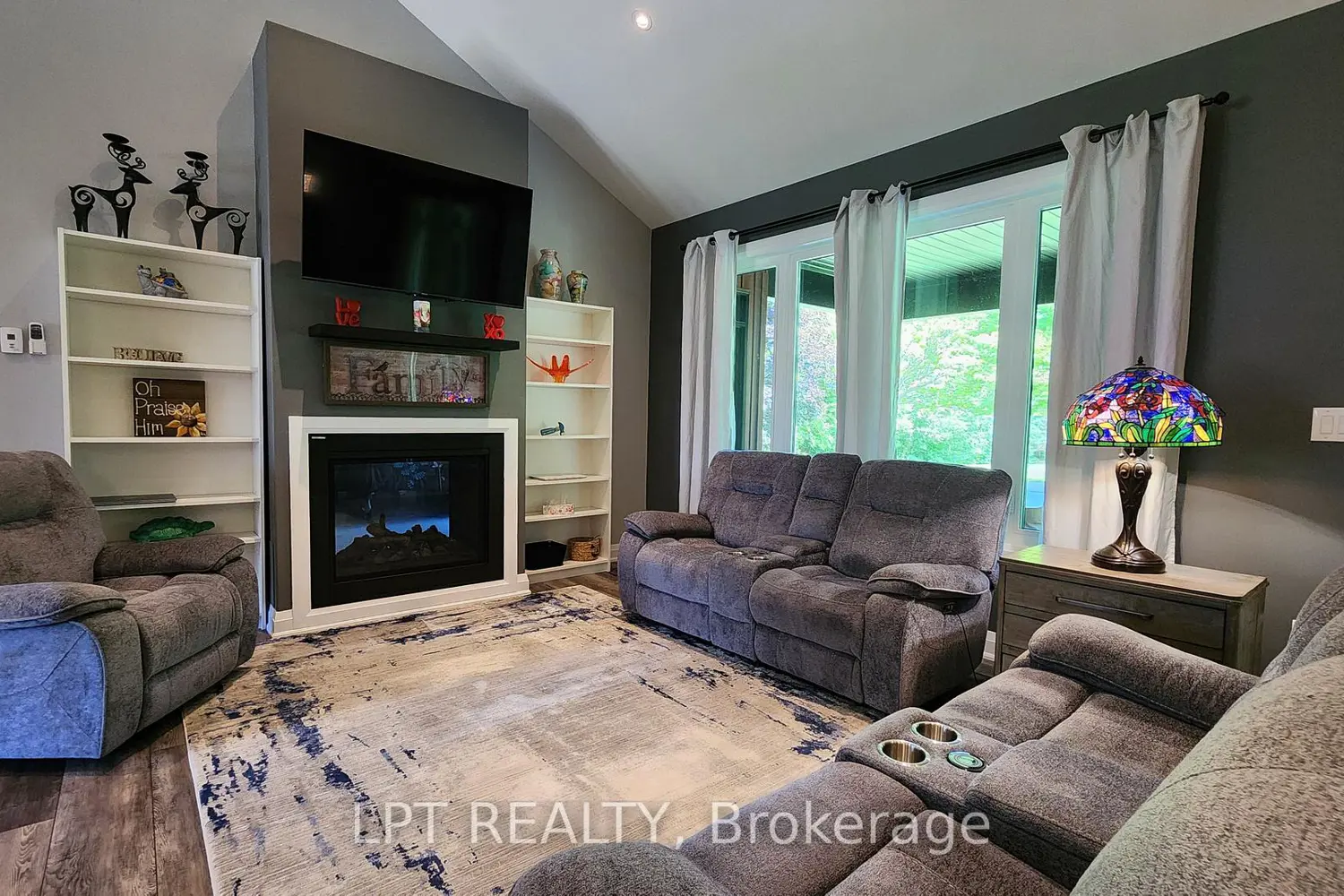 3265 Vigo Road photo 4