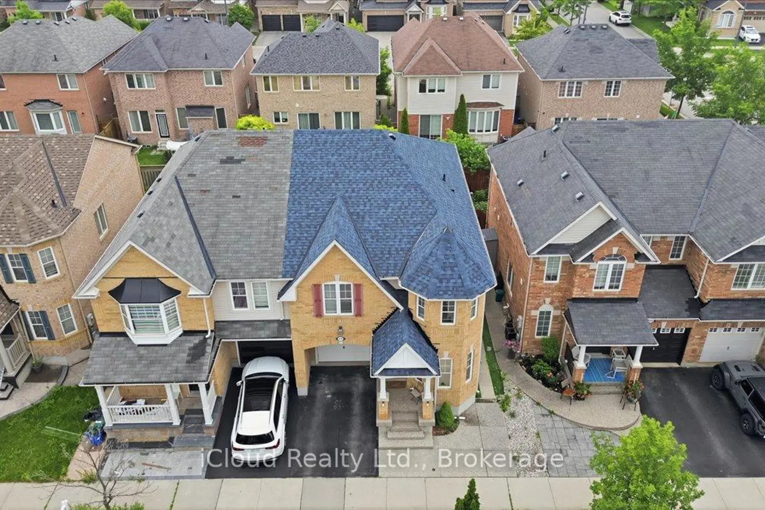 270 Whetham Heights photo 2