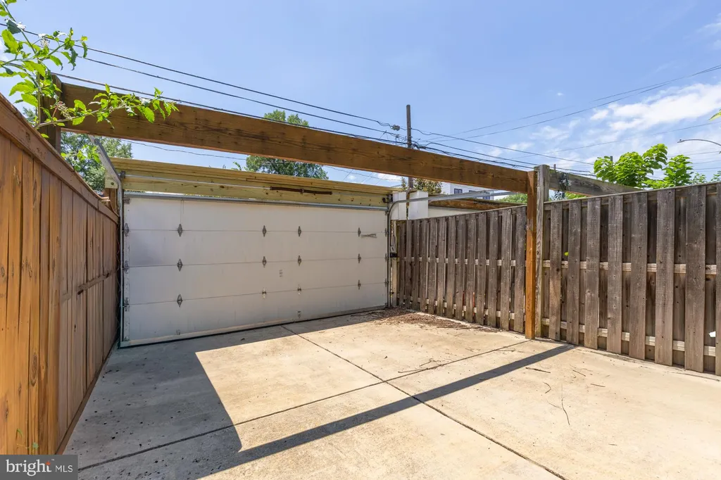 1247 Oates Street NE Unit A, Washington, DC 20002