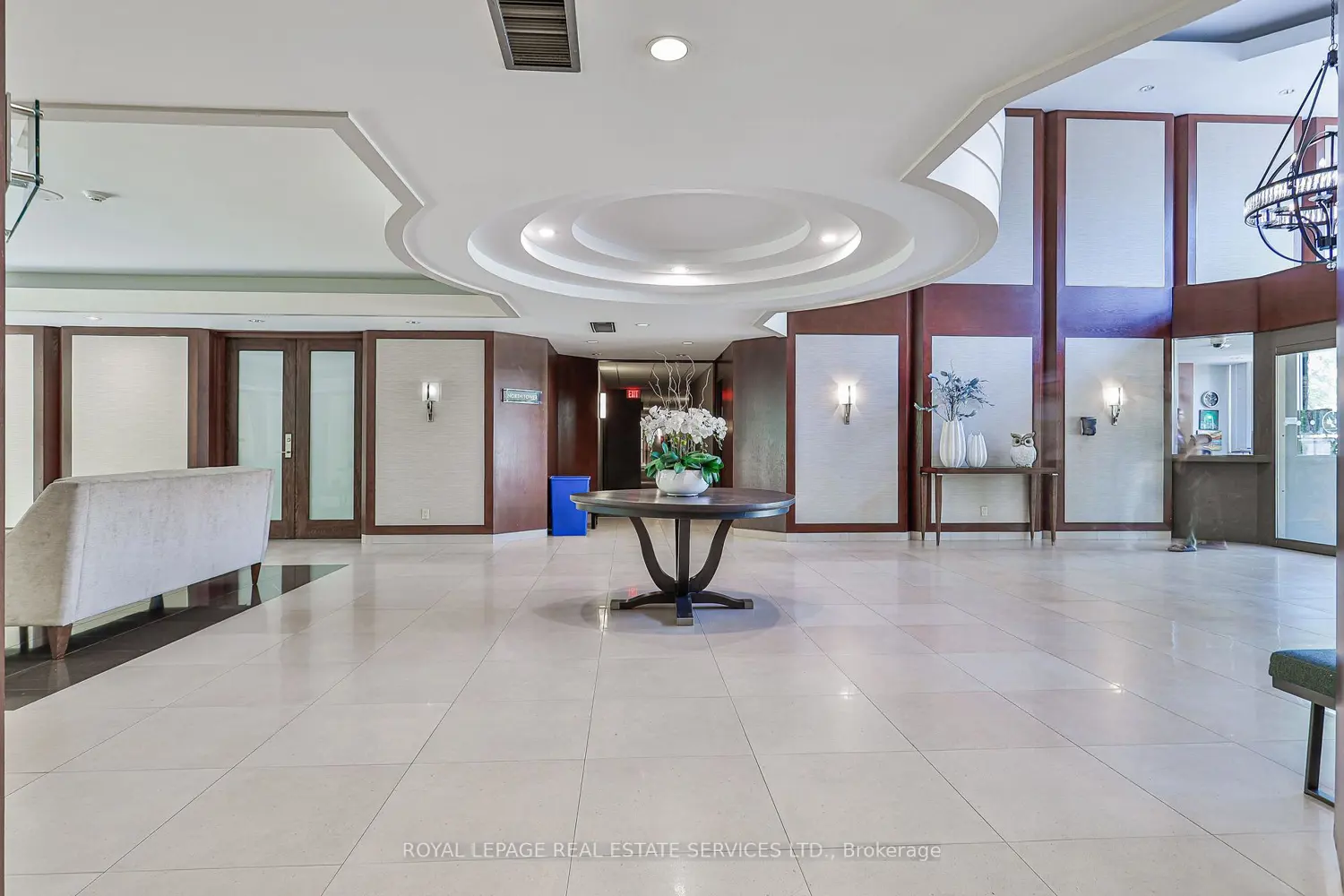2267 Lakeshore Boulevard 1304