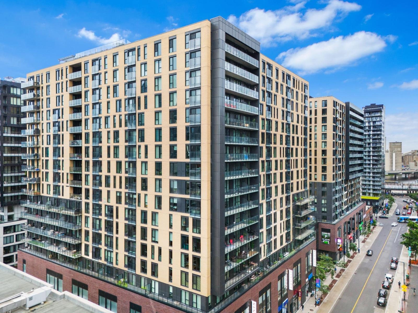 235 Rue Peel