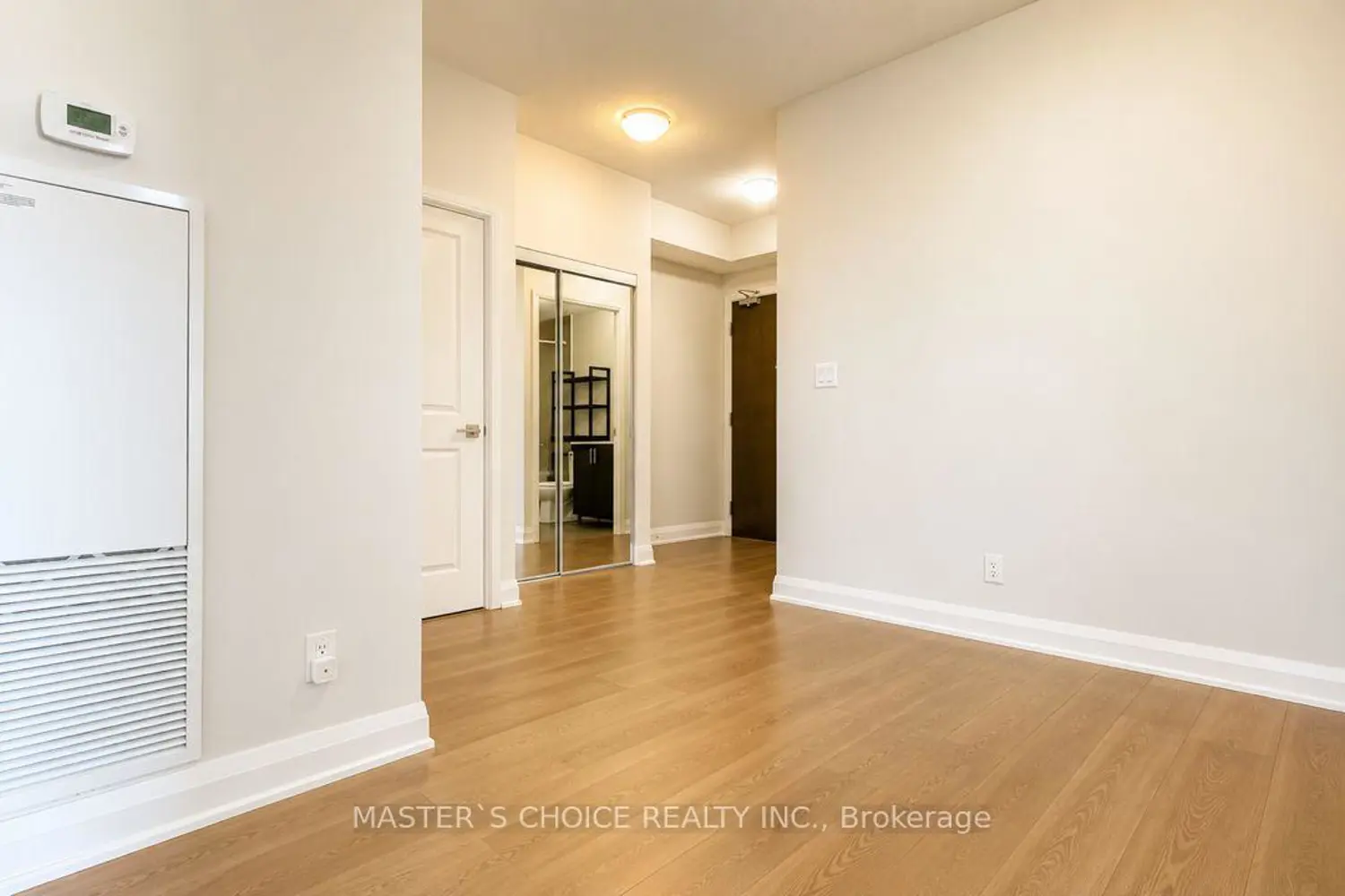 7161 Yonge Street 2732 photo 5