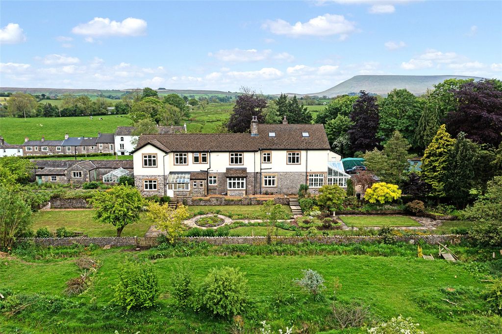 5 bed detached house for saleStopper Lane, Rimington, Clitheroe BB7