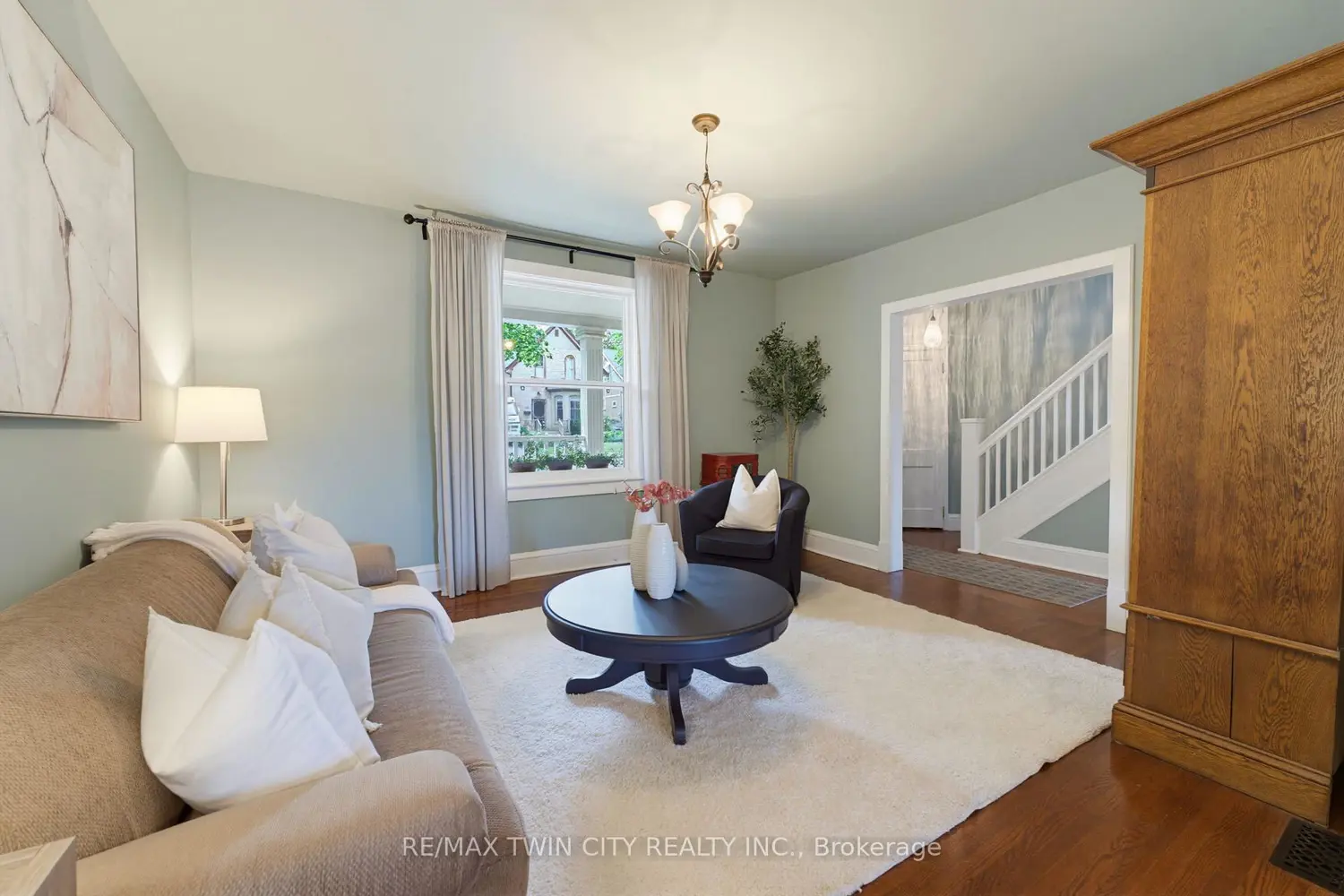 85 Barrie Street photo 4