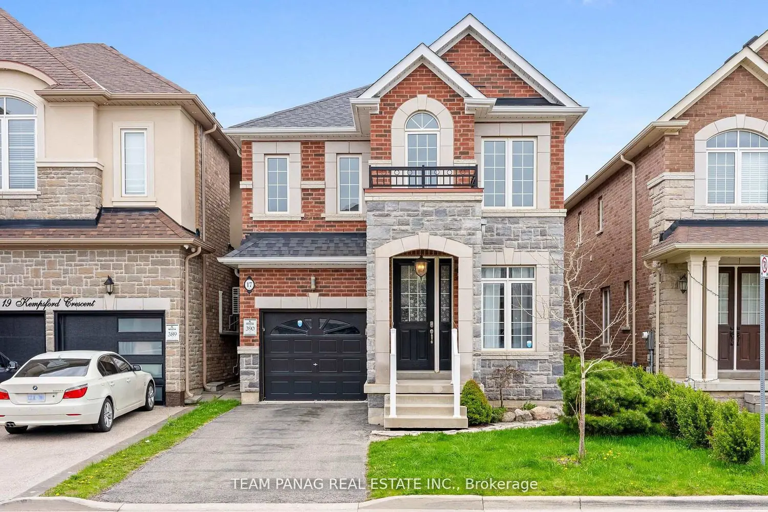 17 Kempsford Crescent photo 2