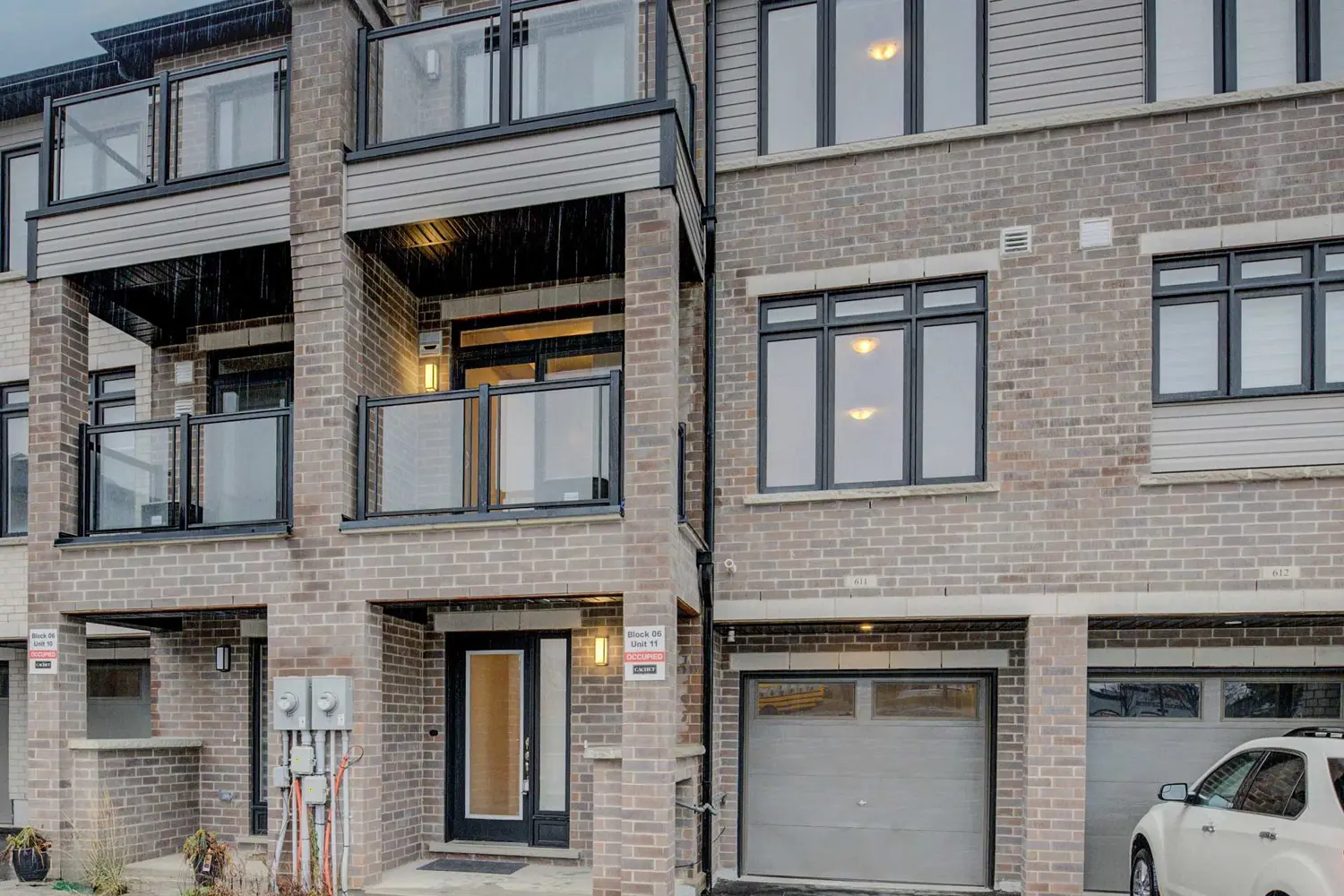 585 Colborne Street 611 photo 3