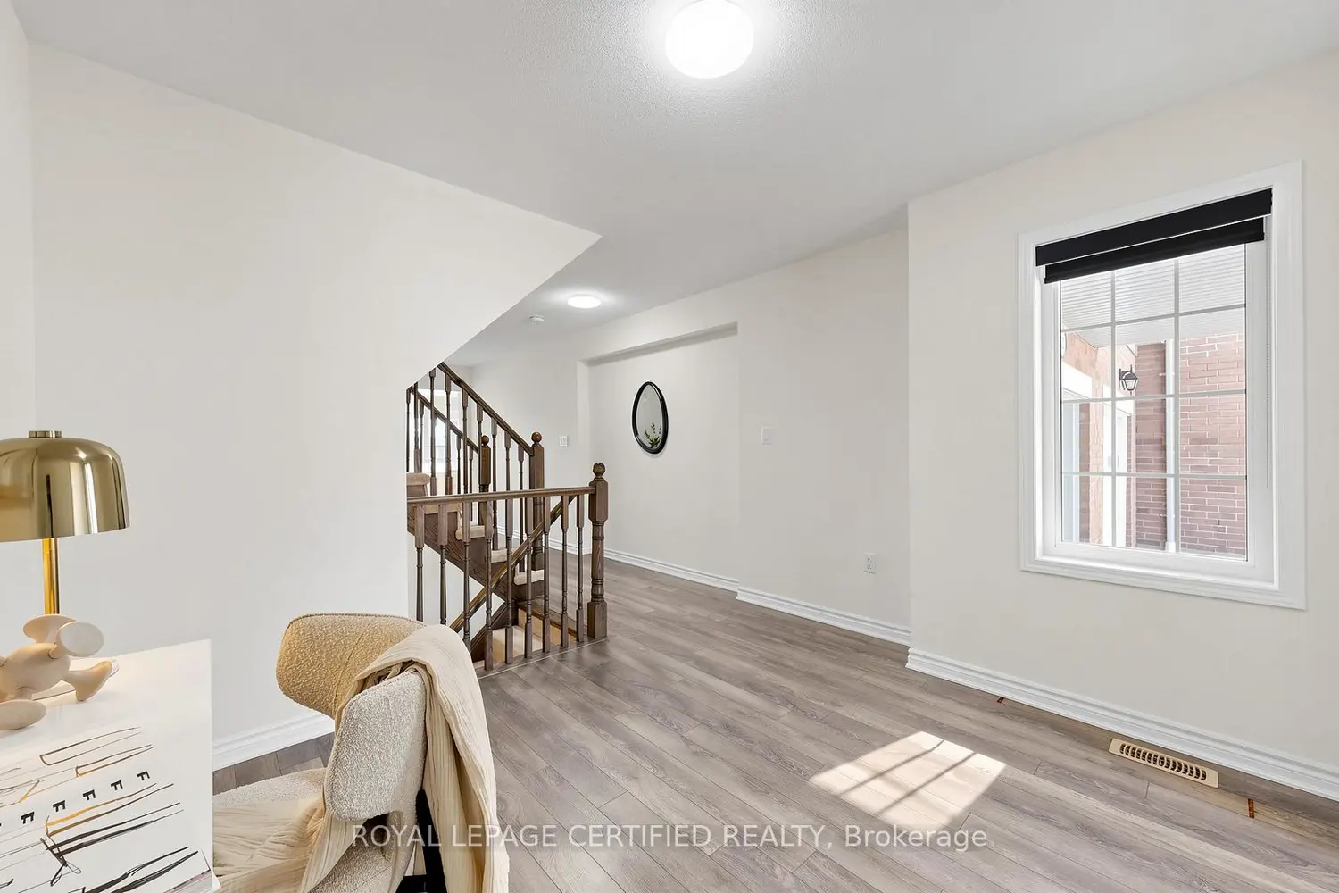 1031 Cameo Street photo 2