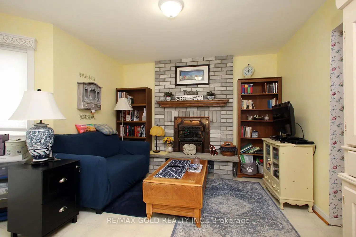 65 Cheviot Crescent photo 4