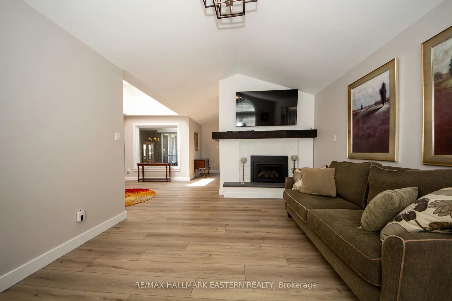 36 Russell Hill Road photo 3