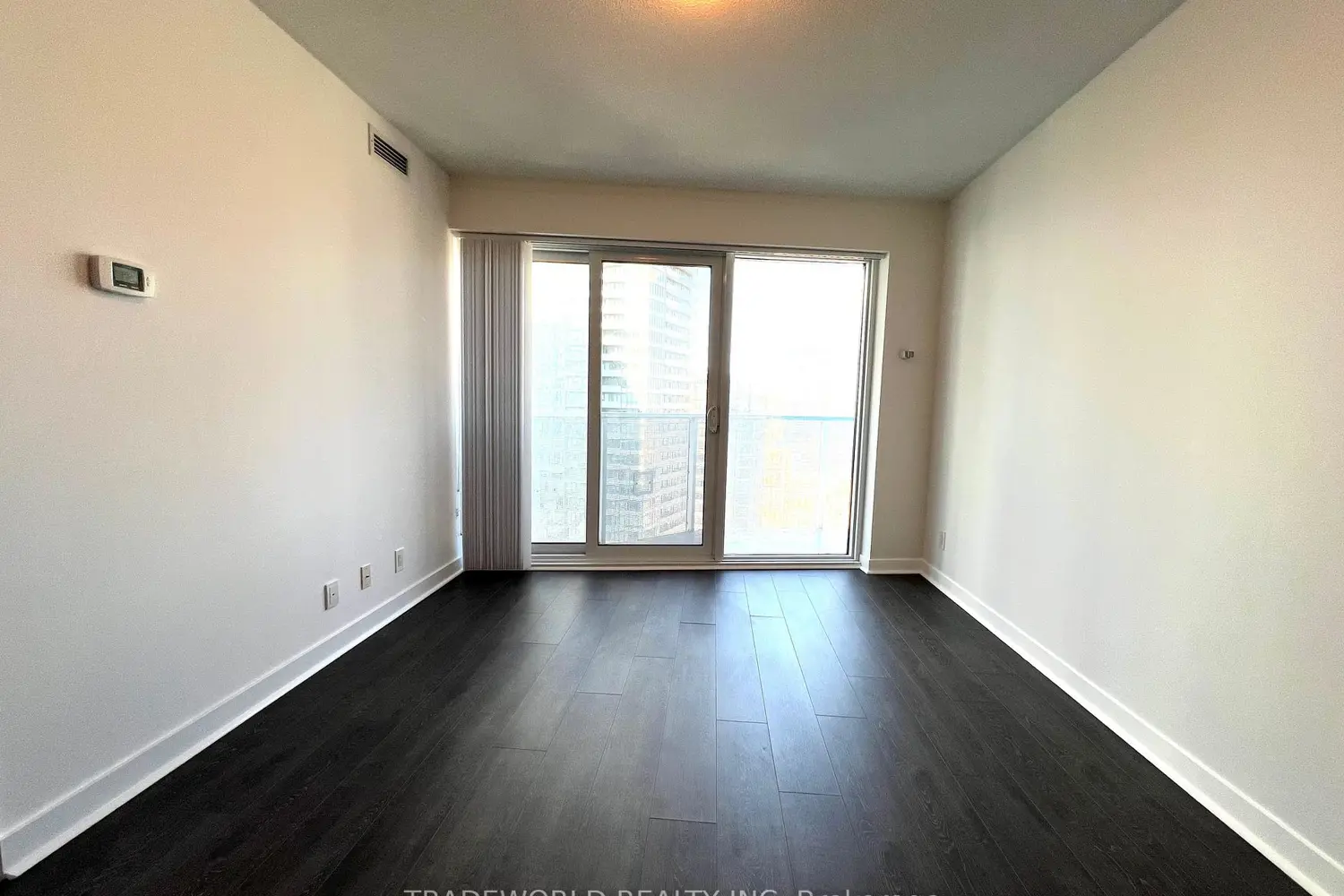 100 Harbour Street 4203 photo 4