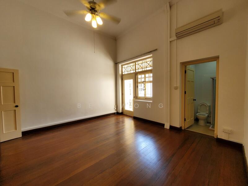 89 McNair Road photo 2