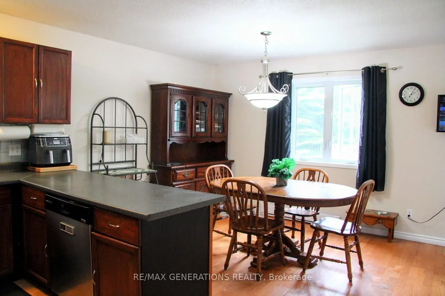 9 Michano Drive photo 5