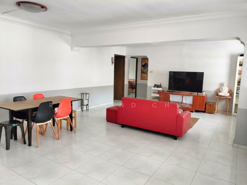 223D Compassvale Walk