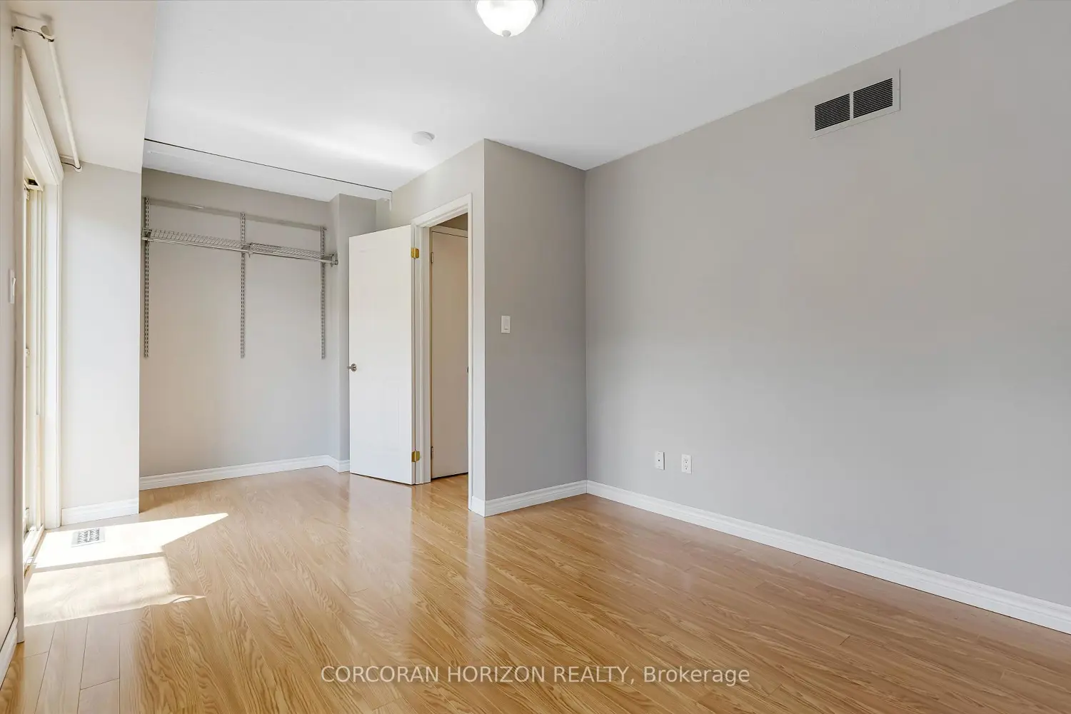 302 College Avenue 74 photo 5