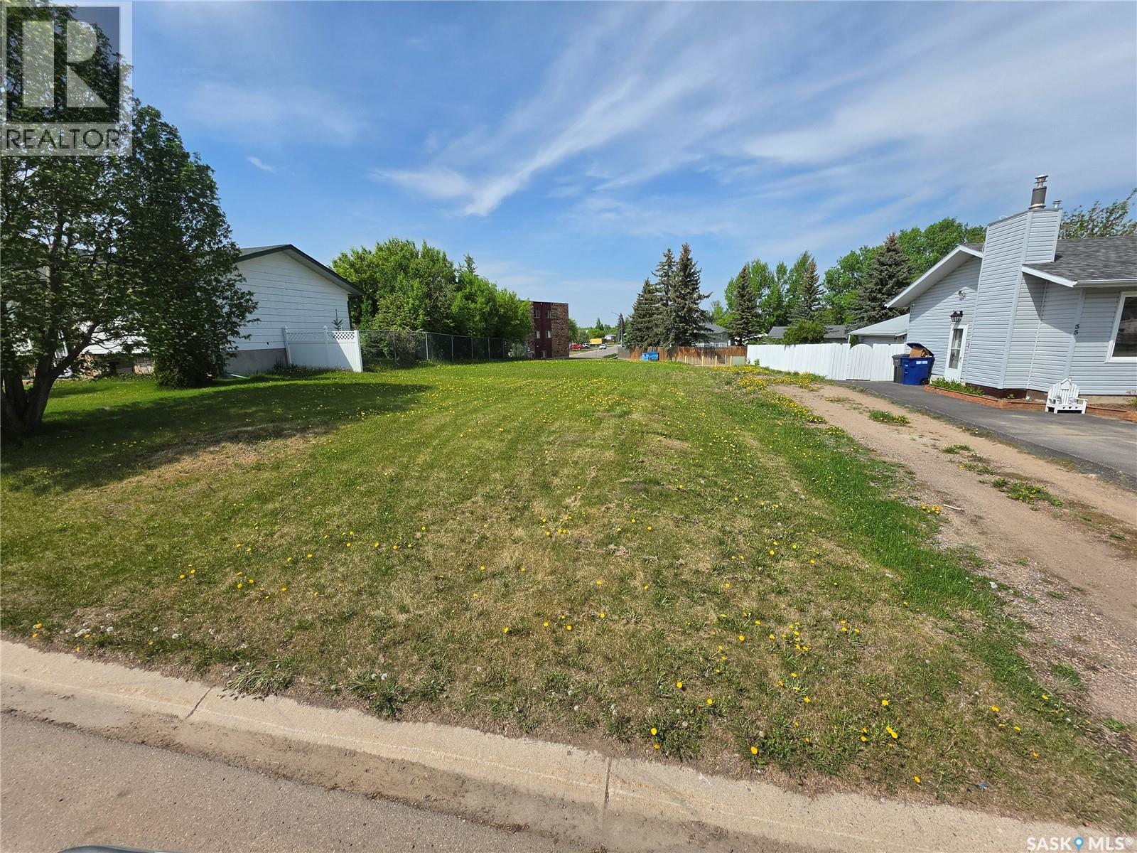 37 Dunfield CRESCENT