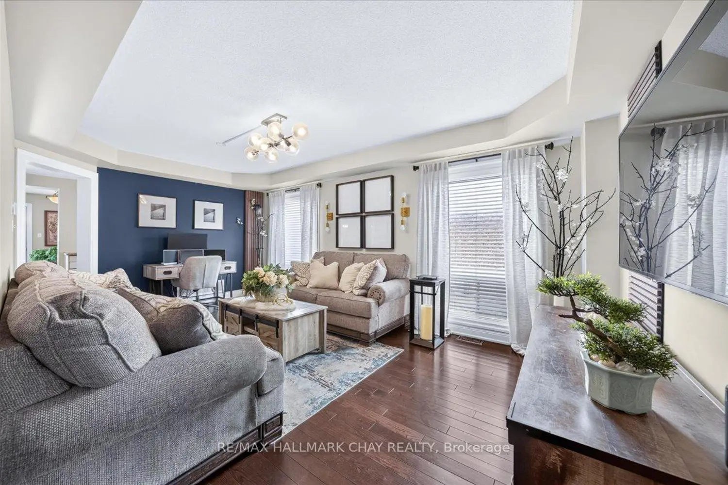551 Pelletier Court photo 3