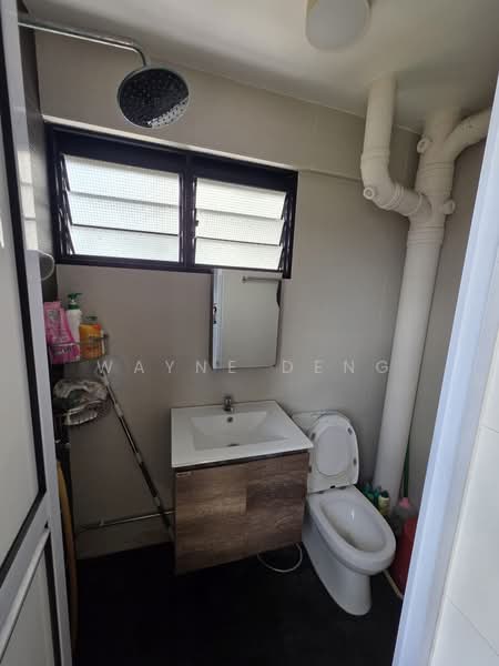 329 Serangoon Avenue 3 photo 3