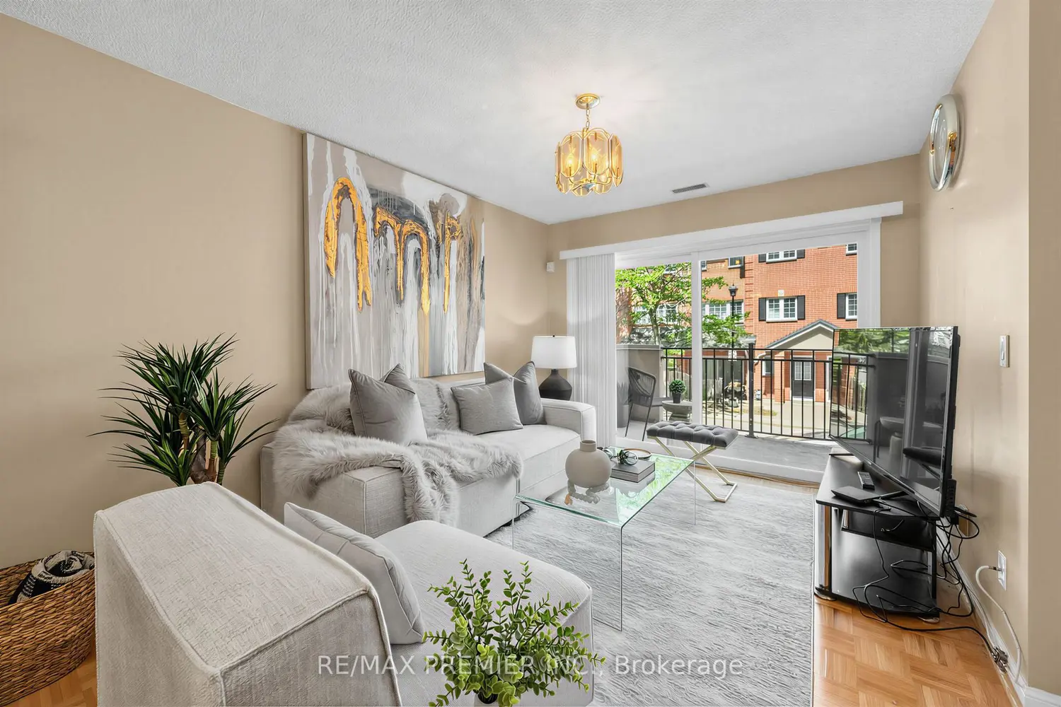 1400 The Esplanade 602