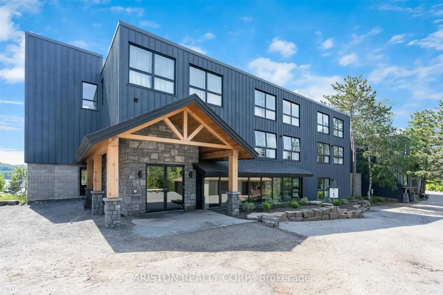 1 Deerhurst Drive 419