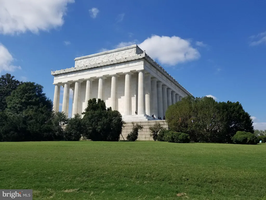 922 24th Street NW Unit 717, Washington, DC 20037