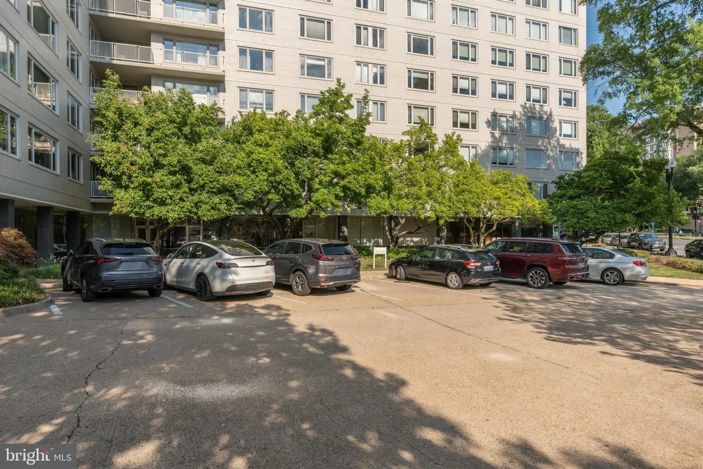 2475 Virginia Avenue NW Unit 801/802, Washington, DC 20037