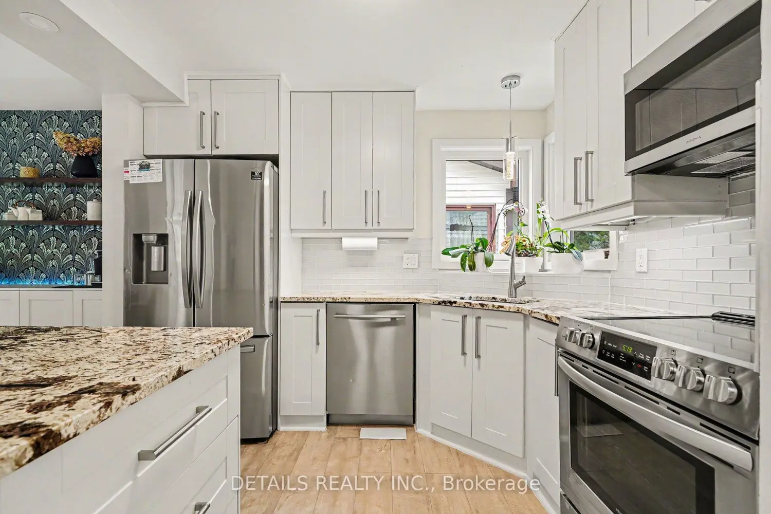 13 Willowview Way photo 4