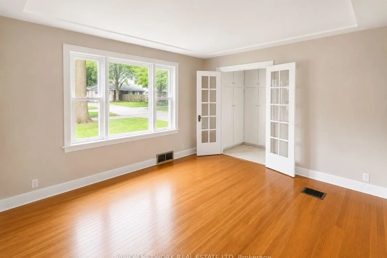 103 Mcclary Avenue photo 4