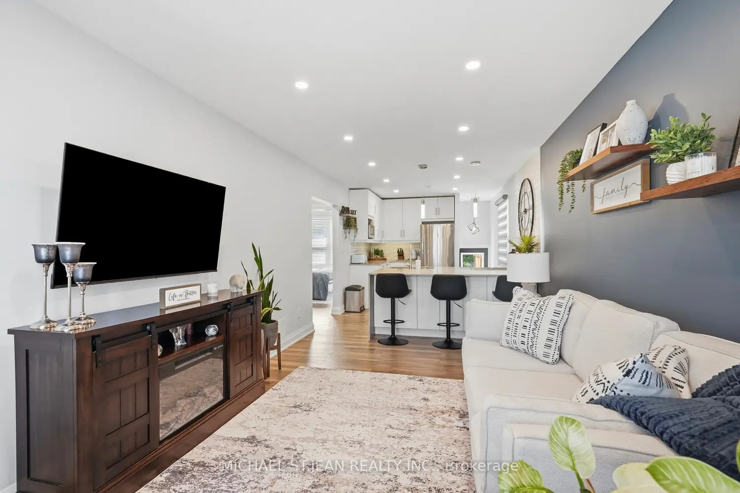 58 Tragina Avenue photo 5