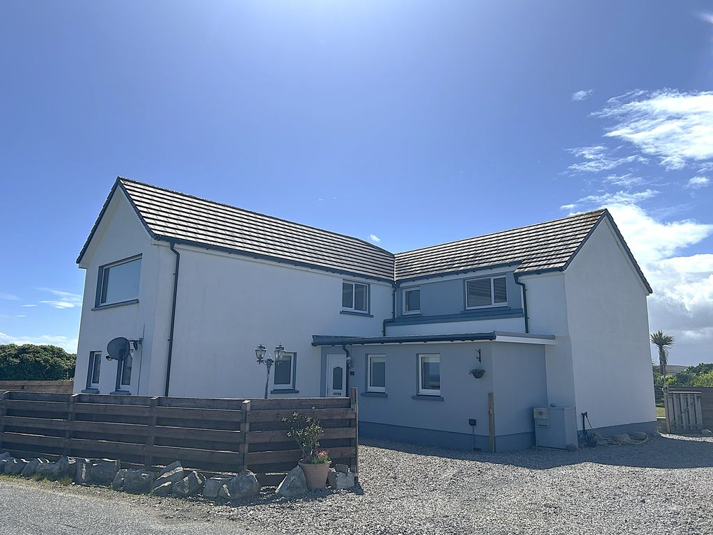 4 bed detached house for salePoint HS2