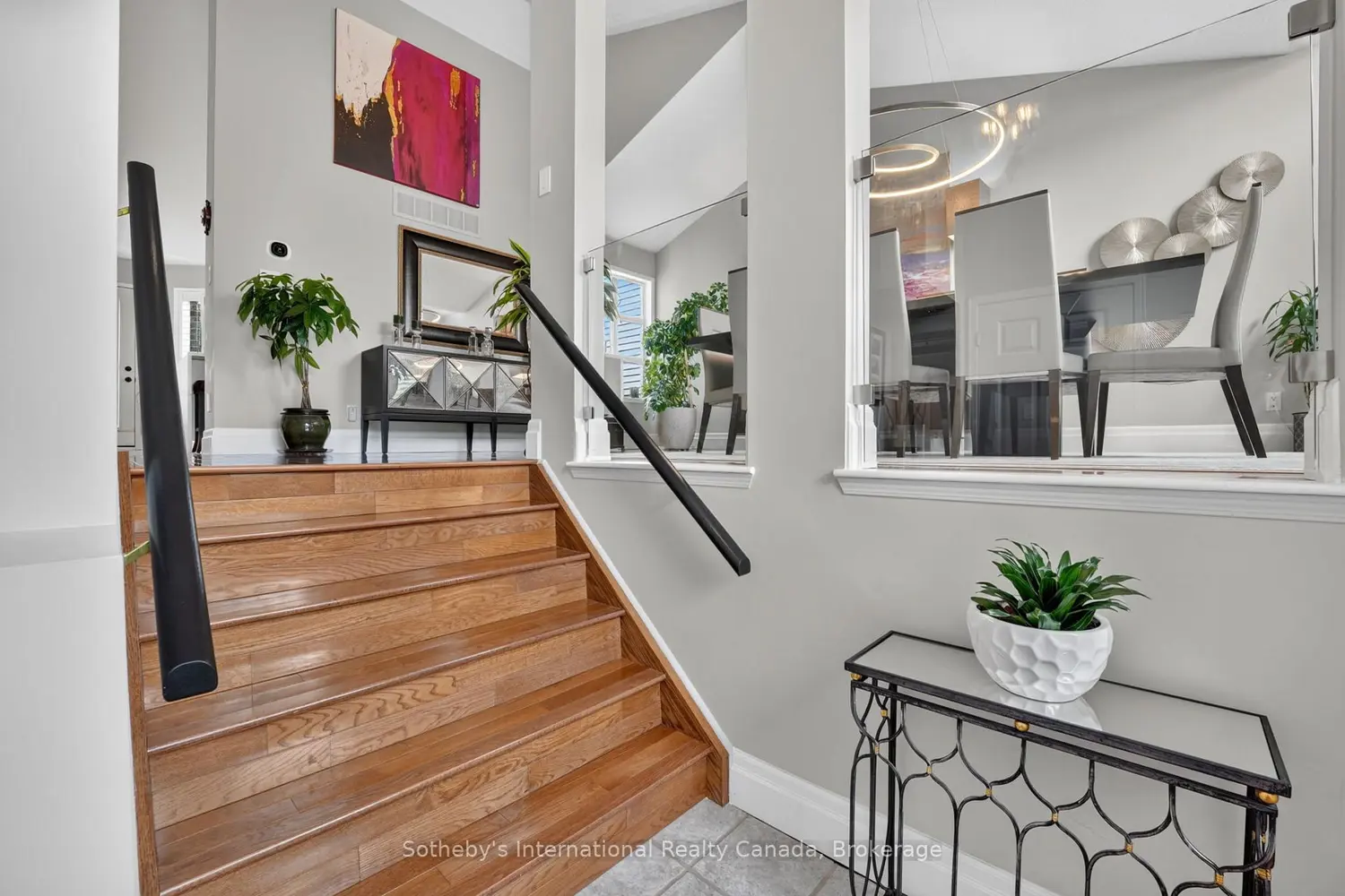 20 Sundial Court photo 2