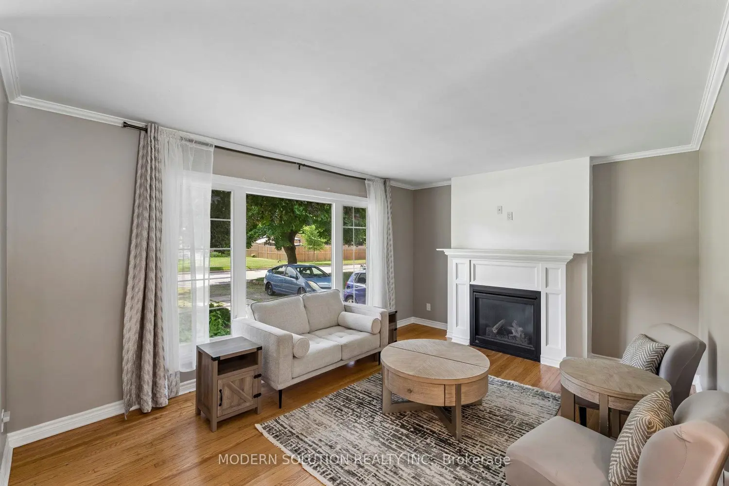 61 Godfrey Drive photo 2
