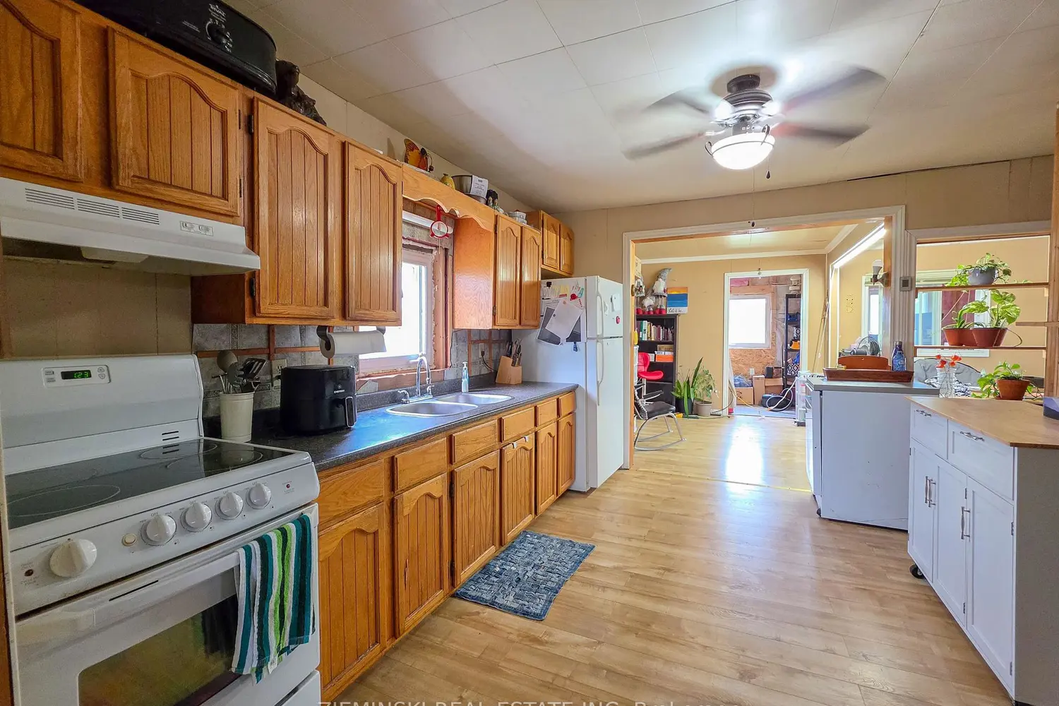 340 Ferguson Avenue photo 3
