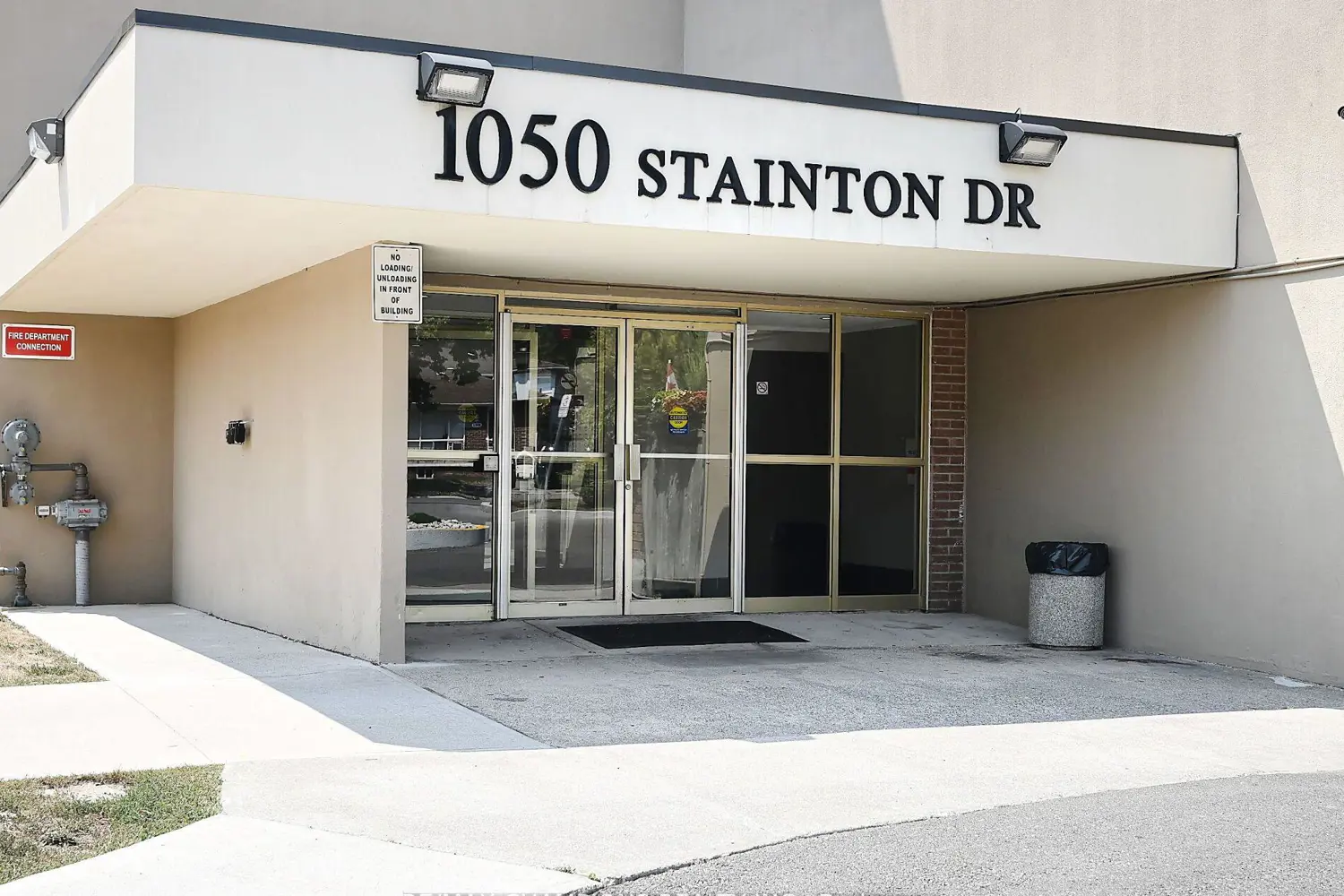 1050 Stainton Drive 112 photo 2
