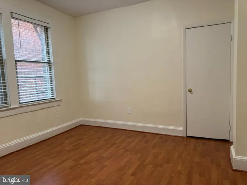 1725 Lanier Place NW Unit 24B, Washington, DC 20009 photo 5