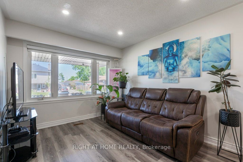 4 Fennimore Crescent, Toronto, ON, M3N 1G8 photo 5