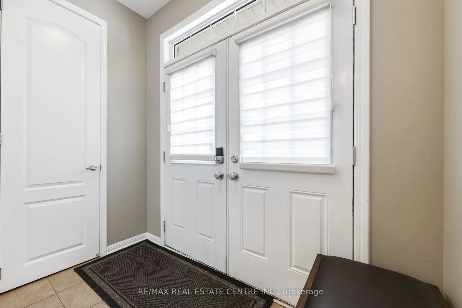 58 Seafair Crescent photo 2