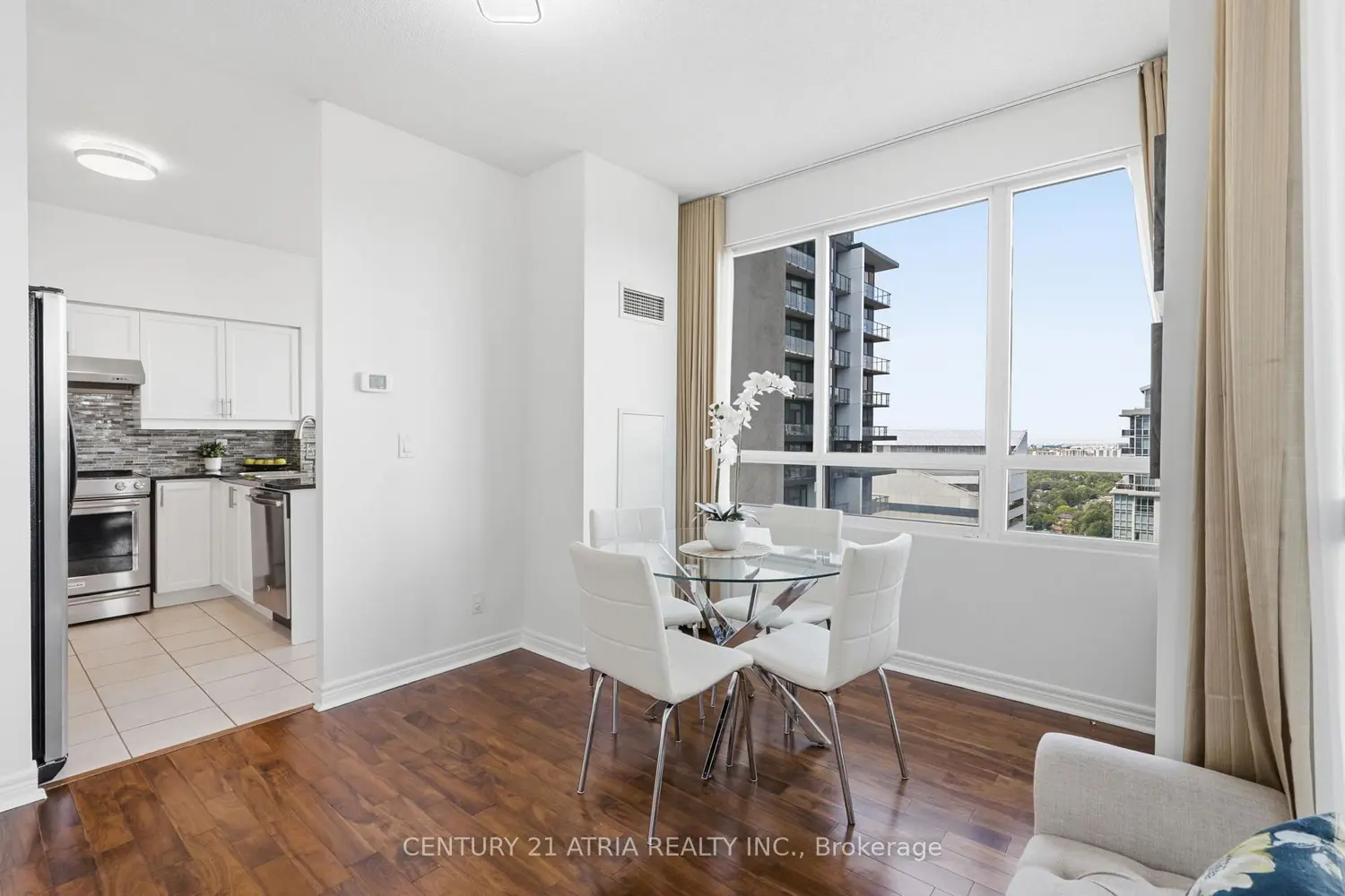 23 Hollywood Avenue Ph202 photo 5
