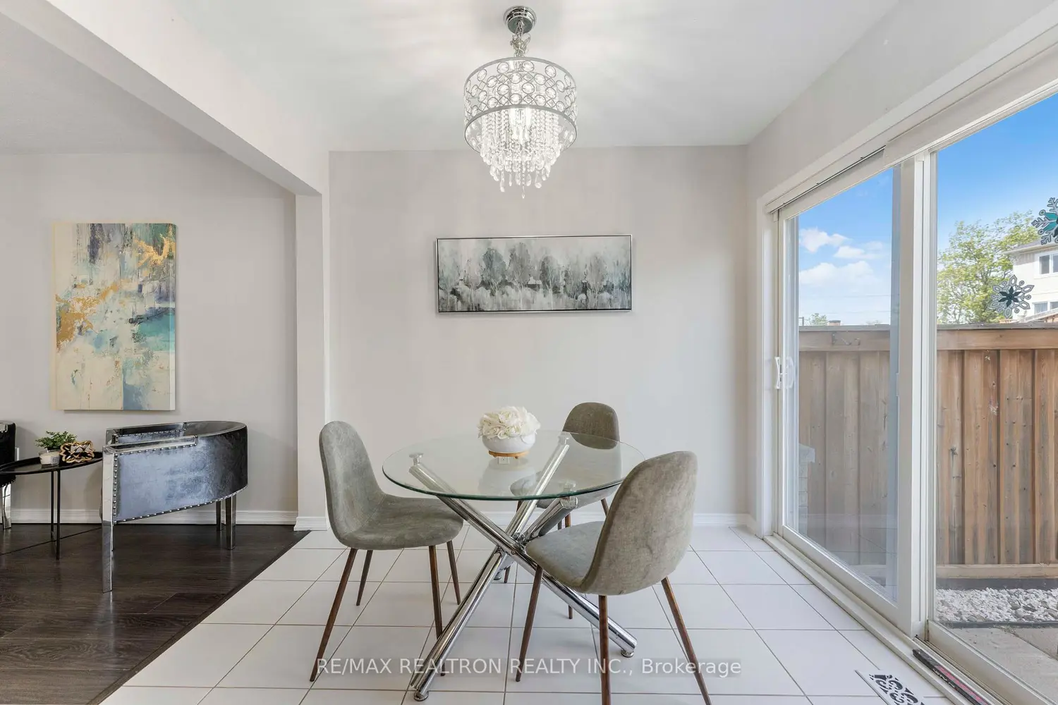 25 Robinson Street photo 4