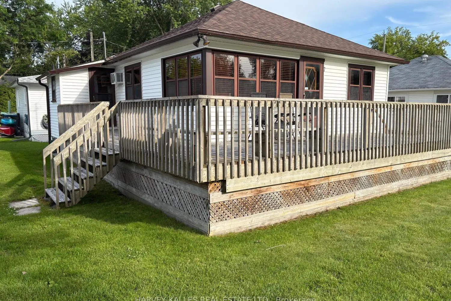 1139 Claver Avenue 7 photo 2
