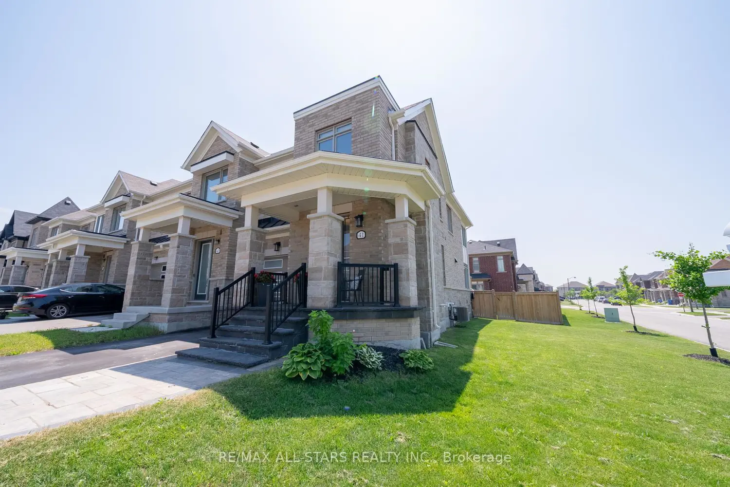 41 Seedling Crescent