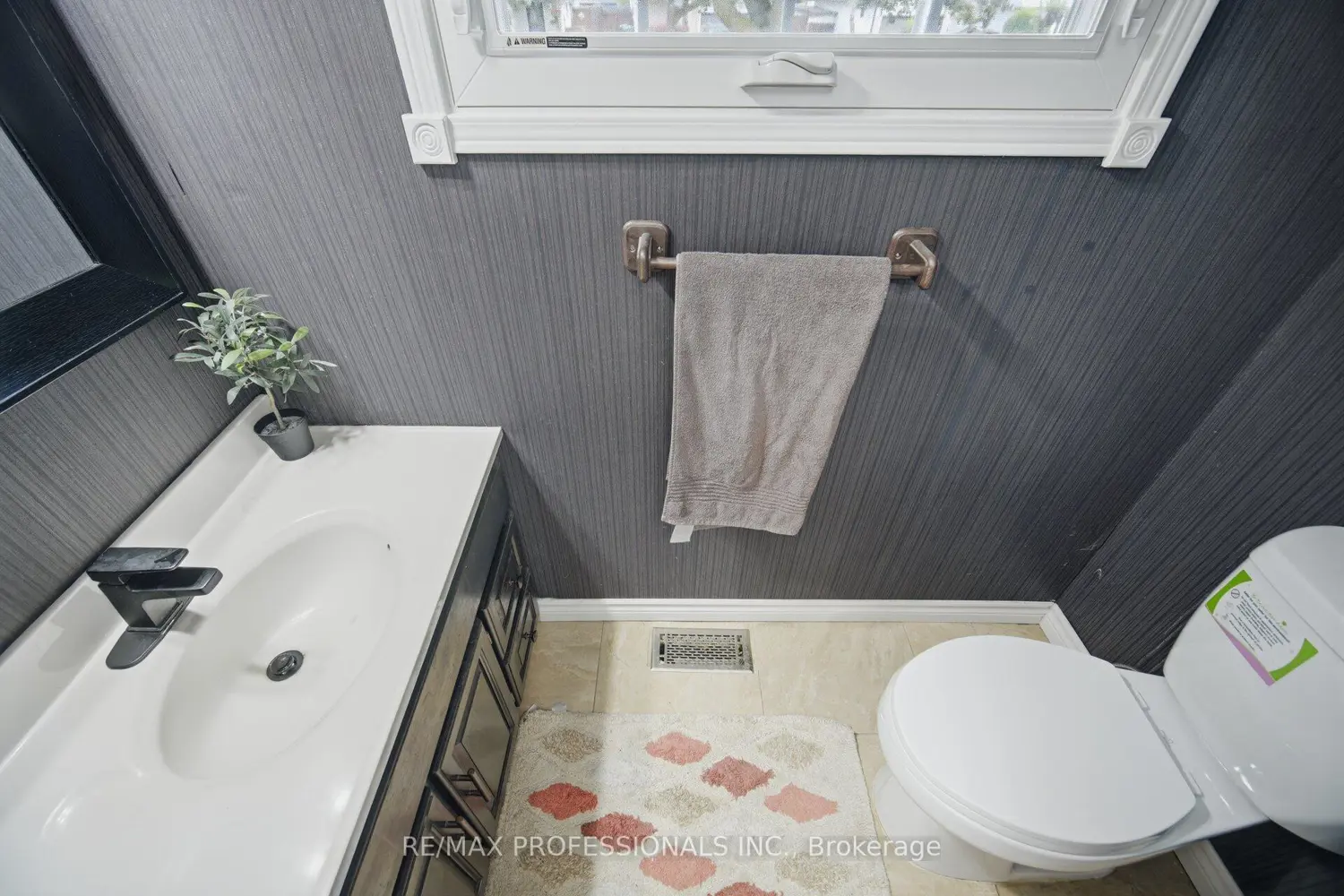 12 Richvale Drive photo 3