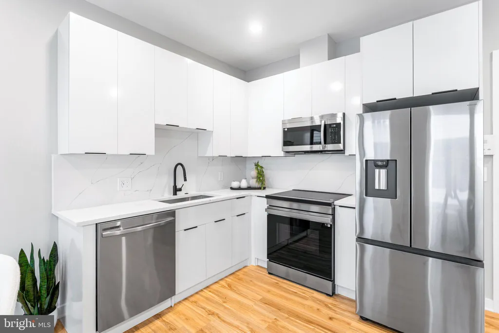 1358 Florida Avenue NE Unit 407, Washington, DC 20002 photo 3