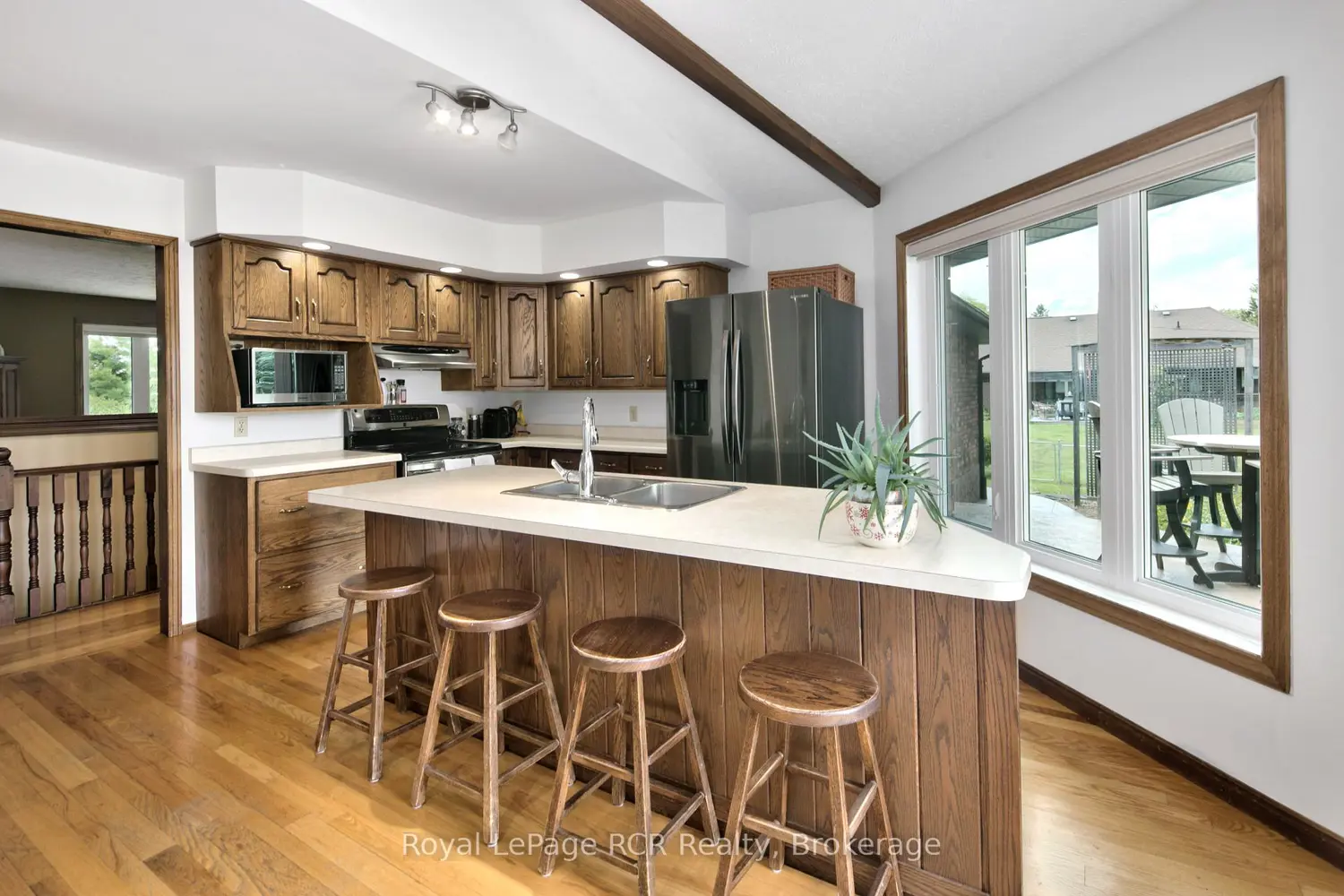 935 27Th Street photo 2