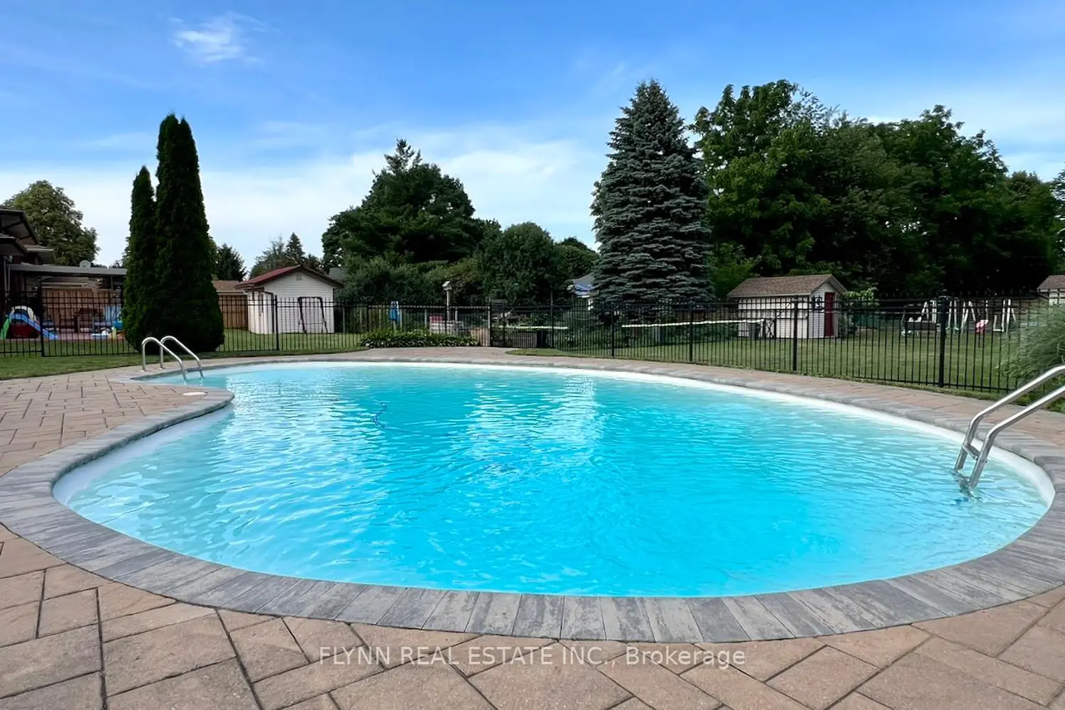 3020 Saint George Avenue photo 2