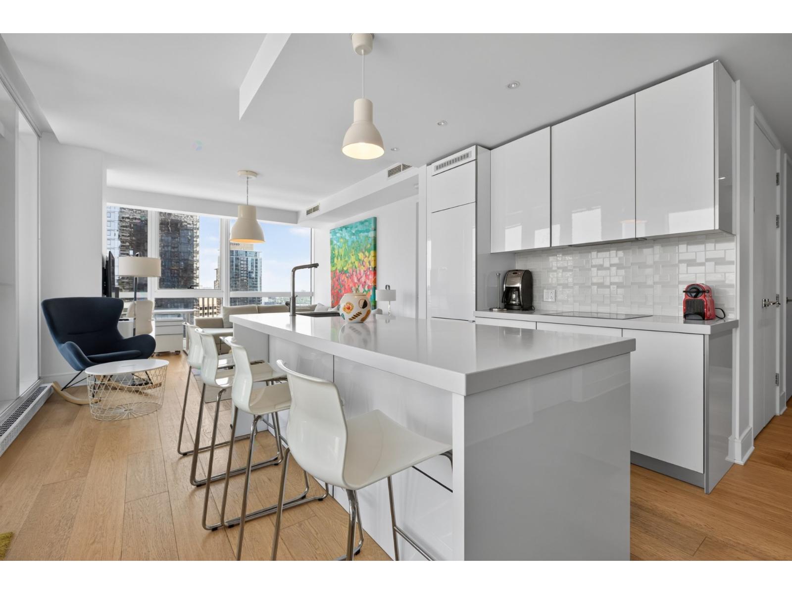 1188 Av. Union