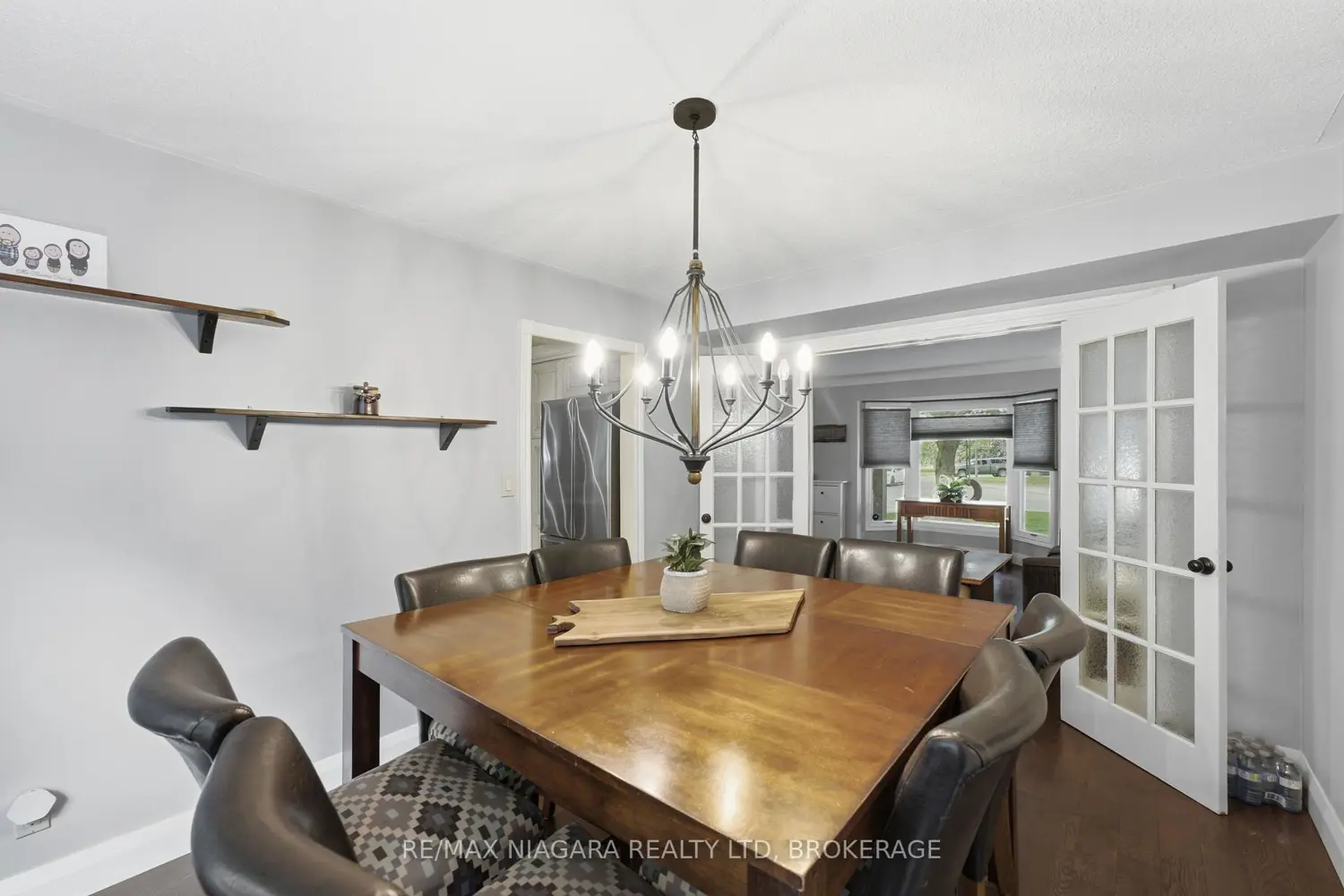 9 Beechnut Court photo 3