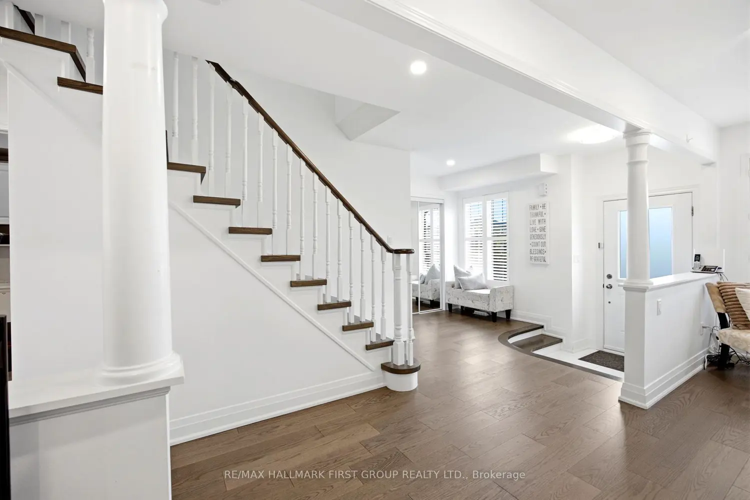 15 Windle Drive photo 2