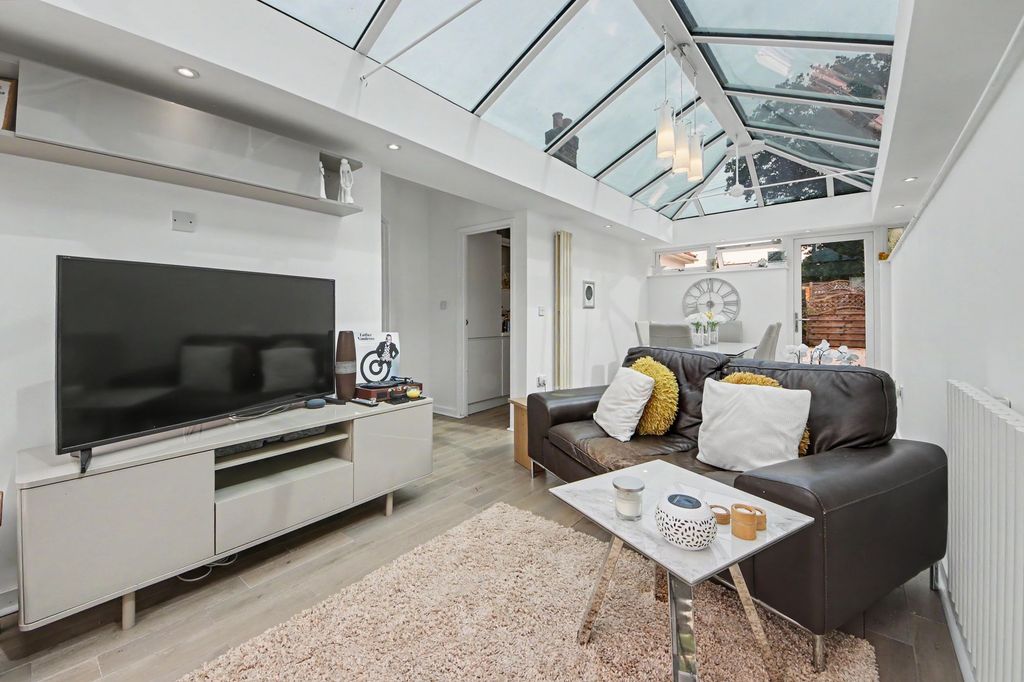 3 bed detached bungalow for saleBursledon Road, Sholing SO19