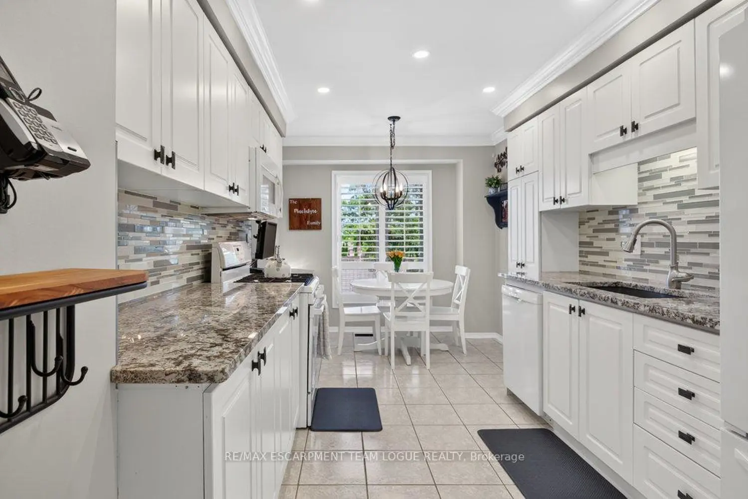 2382 Brunswick Court photo 5